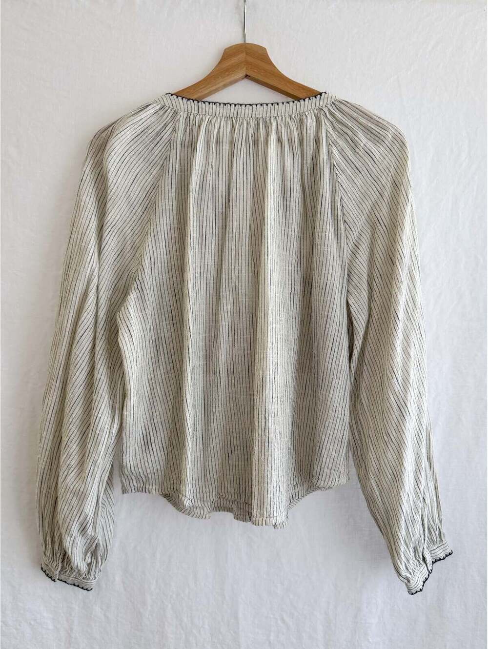 ZARA - SIZE L - Picture 2 of 5